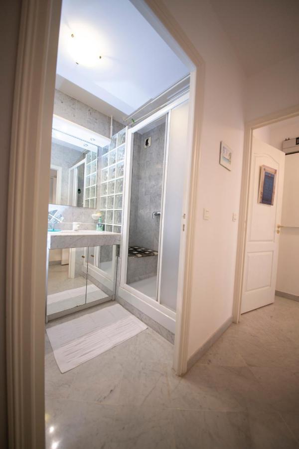 Victoria Appartement ม็องตง ภายนอก รูปภาพ